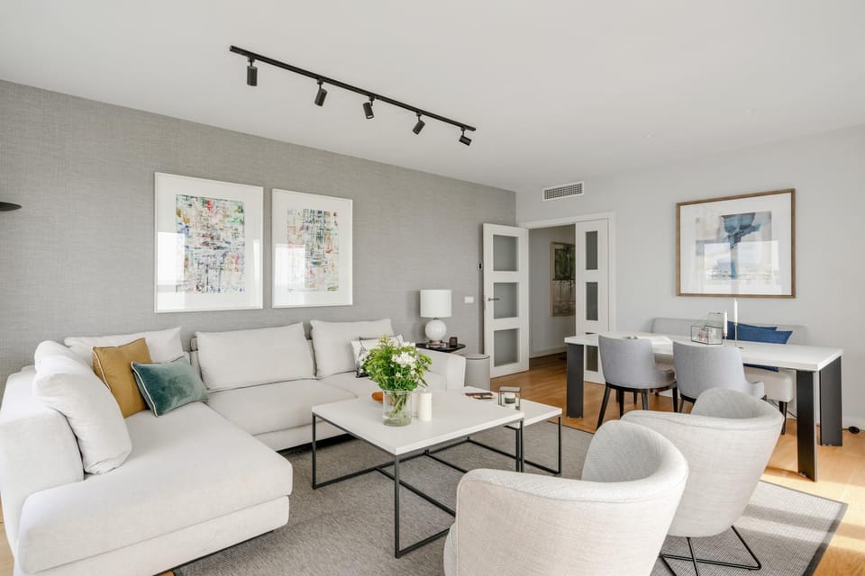 Living room, Seating area, Dining area