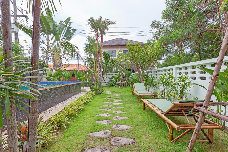 Garden, Swimming pool