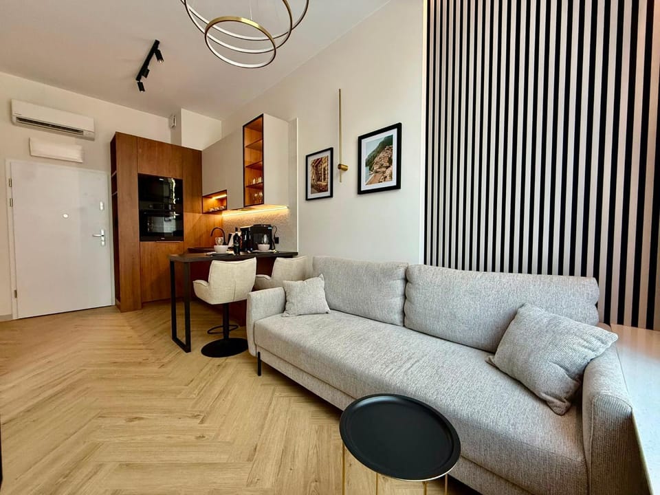 Easy Rent- Zamojska 29, 24h Check-in Apartment in Poland