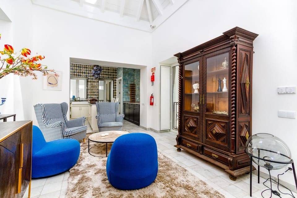 Communal lounge/ TV room, Living room
