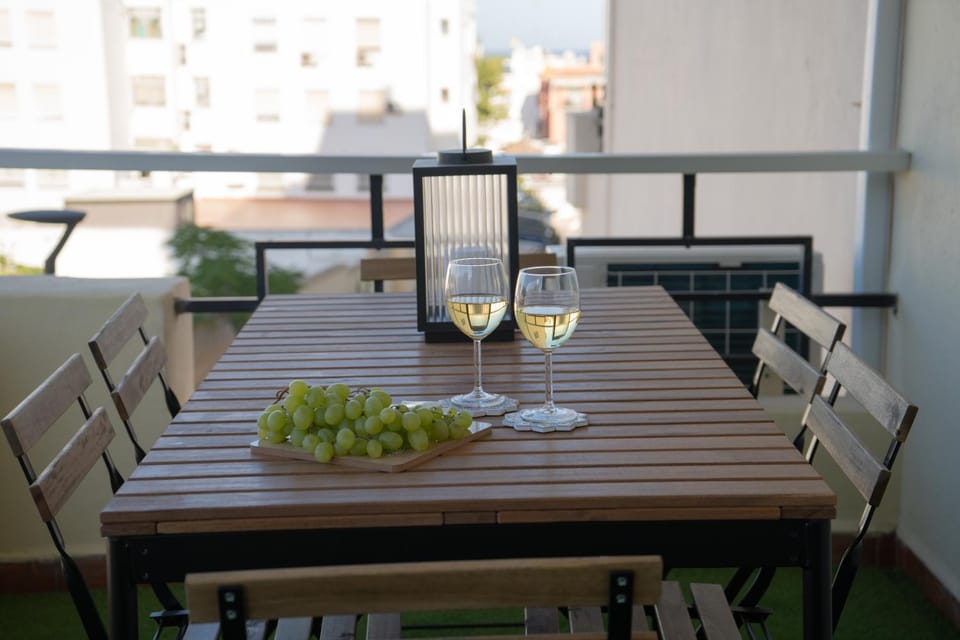 Mediterranean Soul House Beach & Pool Apartment in Torremolinos