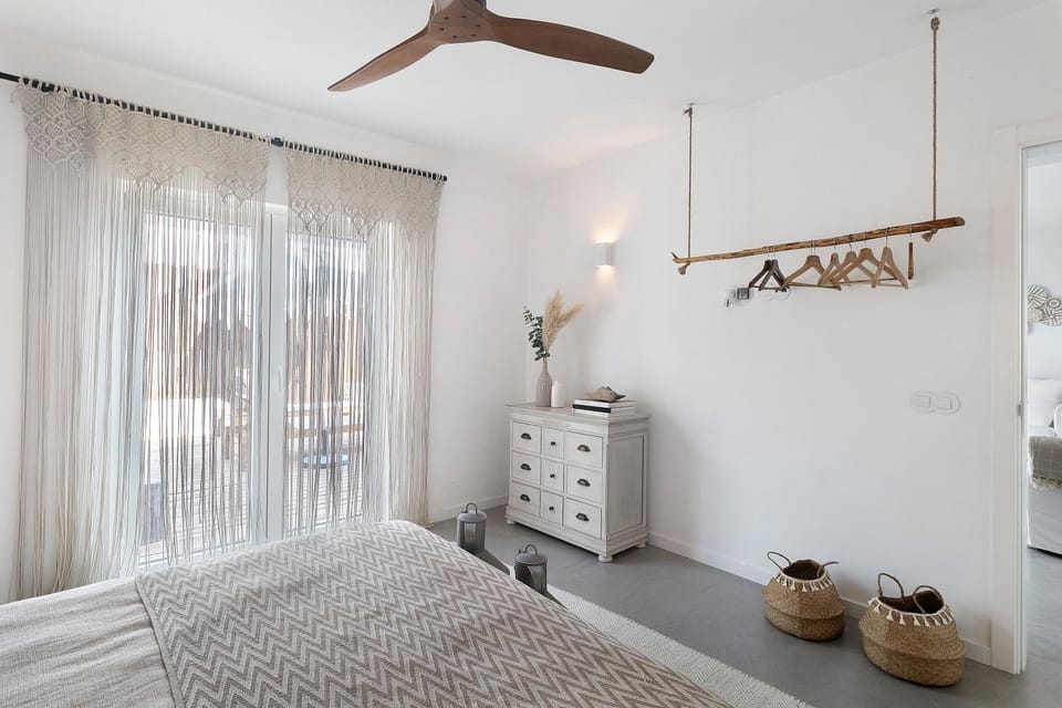 Living room, Bedroom