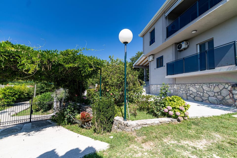 Apartment Vukicevic Apartment in Montenegro