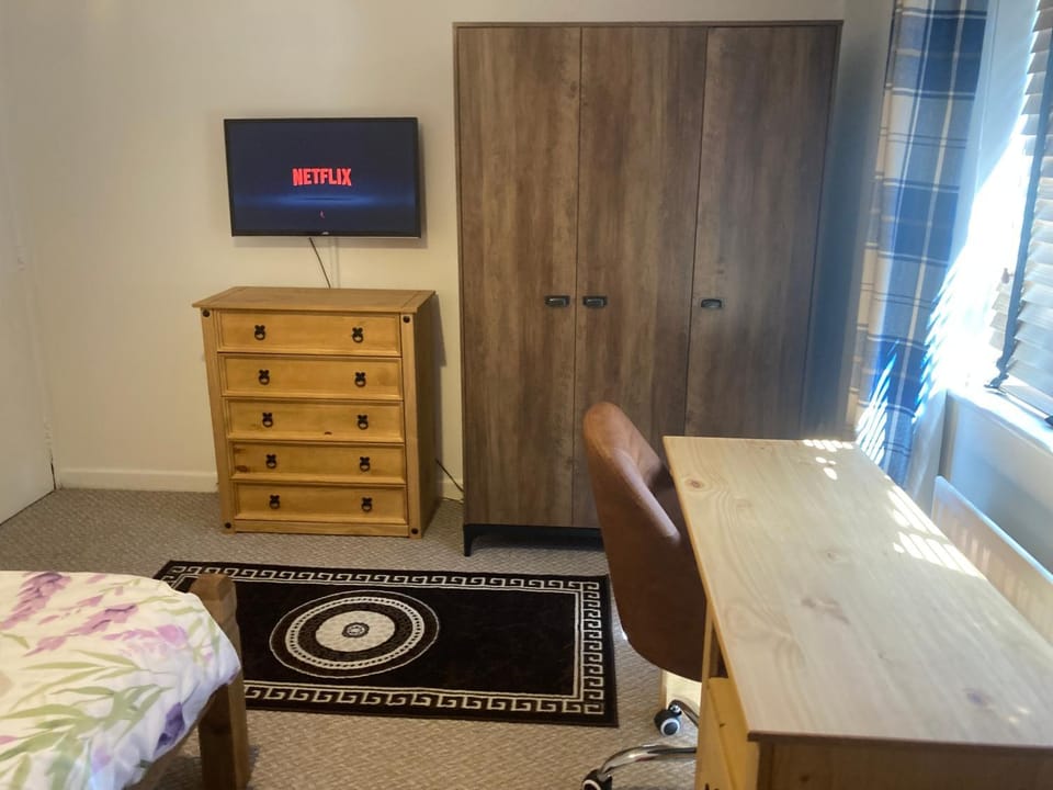 TV and multimedia, heating, wardrobe