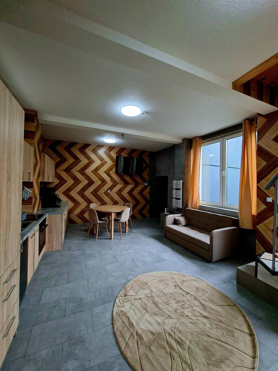 TV and multimedia, Kitchen or kitchenette, Living room, Seating area