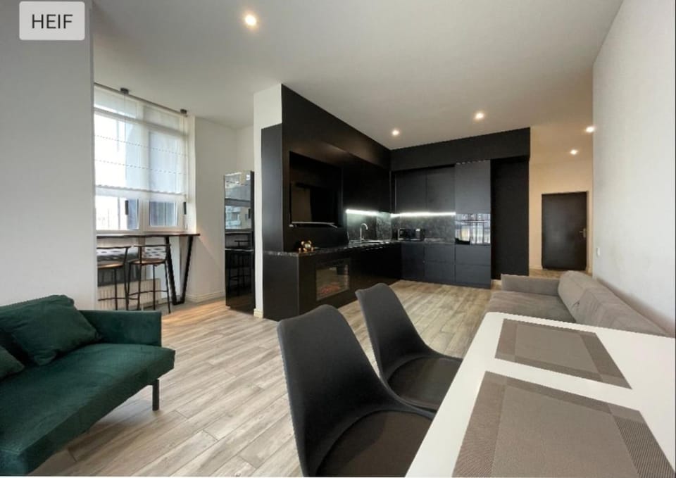 ЖК Панорама 3 кв Евро кв 135 вид река Apartment in Dnipro