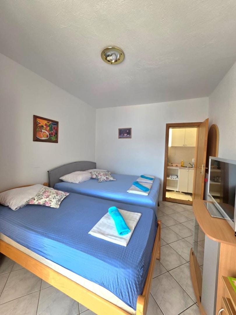 Apartments Jasmin Bed and Breakfast in Neum