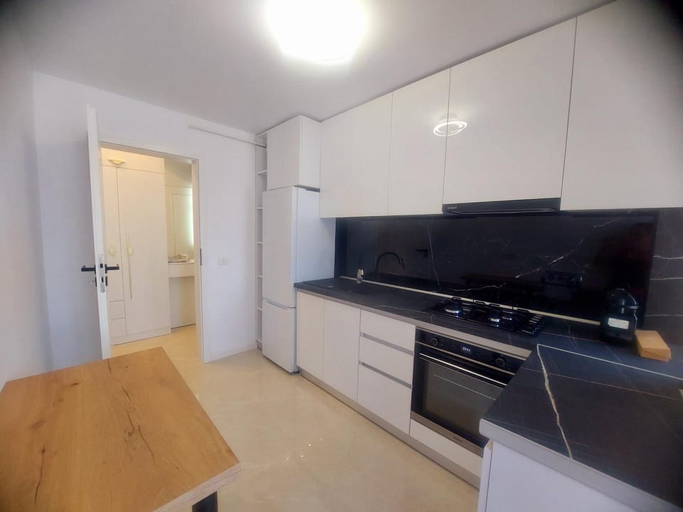 Cozy Rafy Apartment in Constanta
