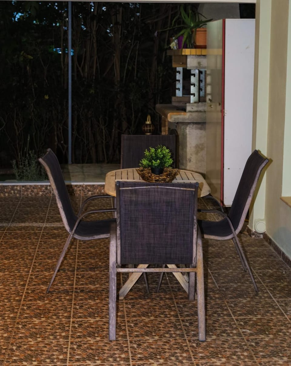 Aura Kyparissia 3' from beach 3BR Villa Apartment in Messenia