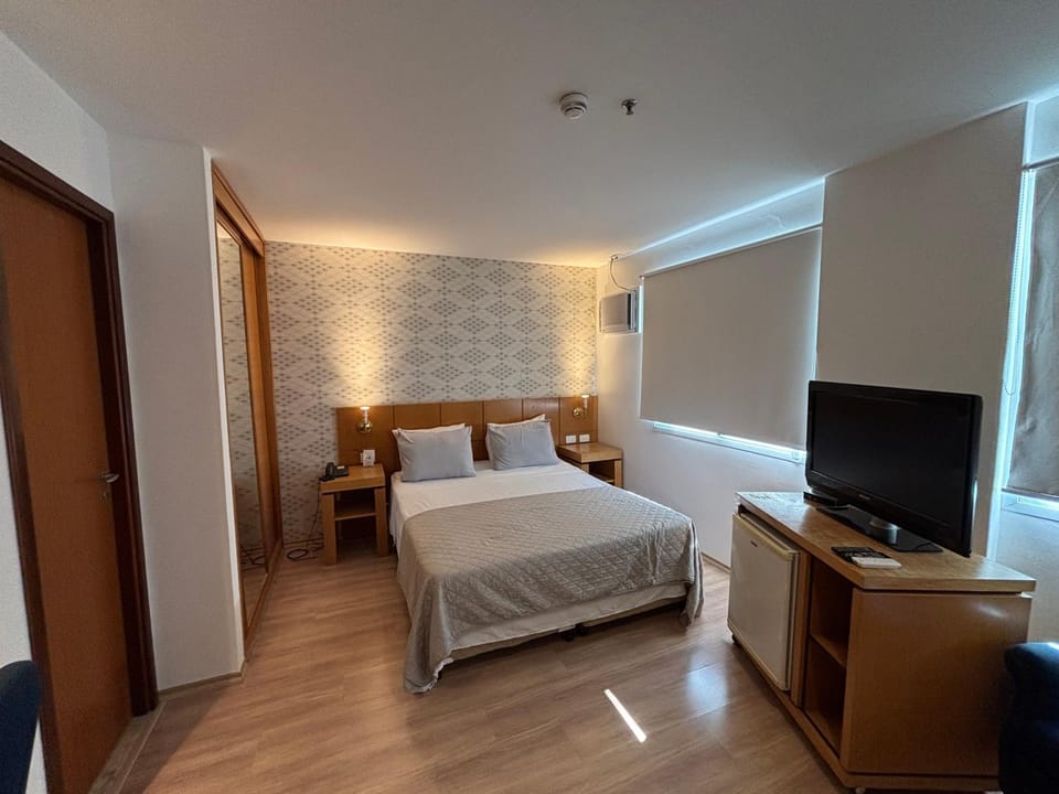 Hotel Vila Olimpia Itaim com garagem grátis e ar cond 2103 Apartment in Sao Paulo City