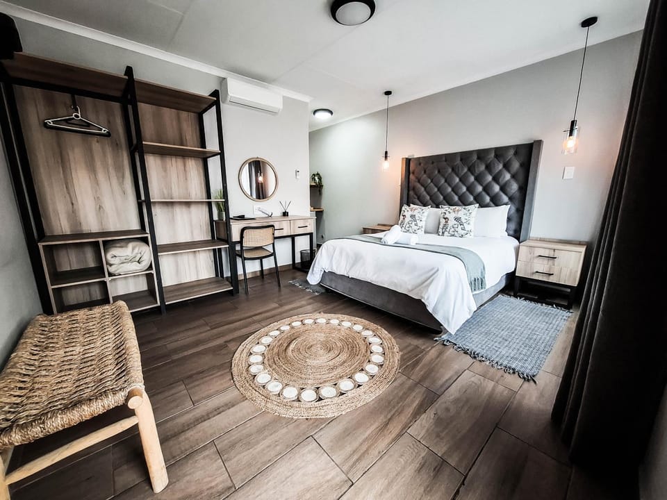 Bed, TV and multimedia, Bedroom, air conditioner
