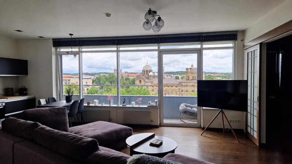 Natural landscape, View (from property/room), Balcony/Terrace, Living room