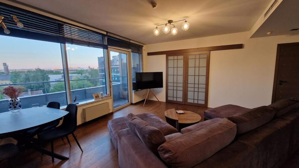 Modern skyline-view condo at a luxury complex Apartment in Vilnius