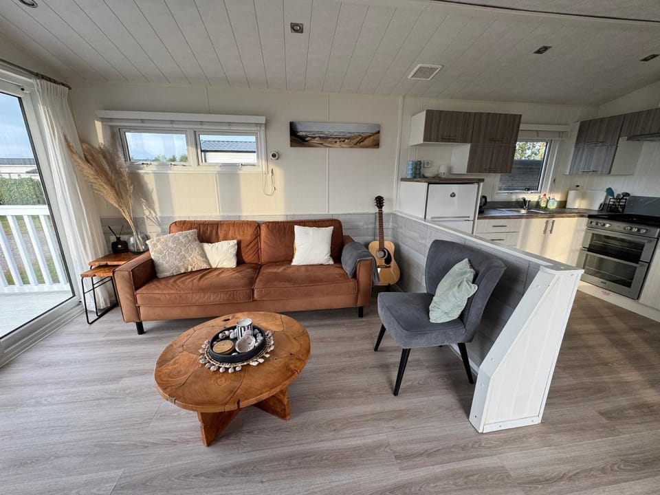 Camping Zeezicht - Chalet 16 Chalet in North Holland (province)