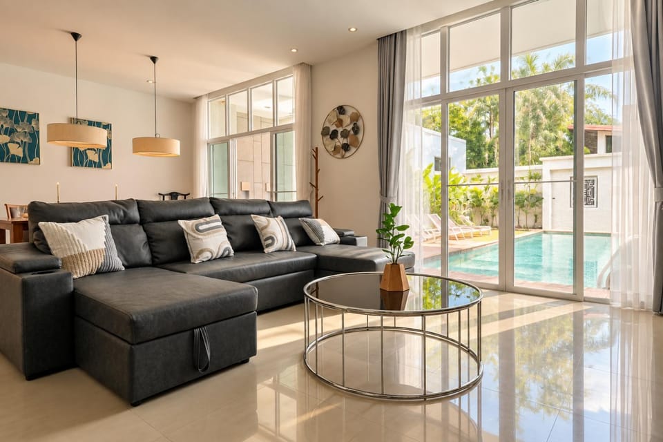 Living room, Seating area