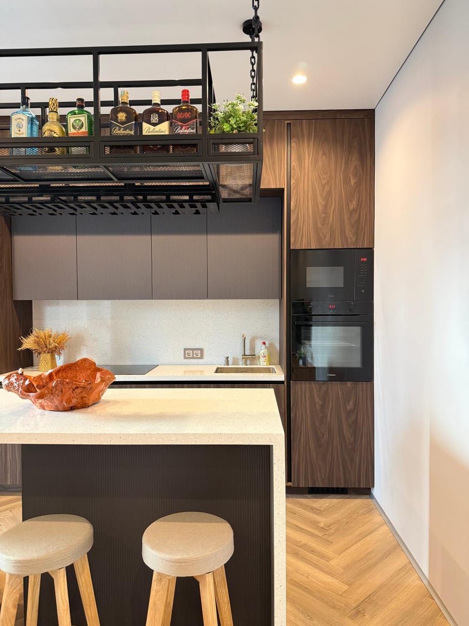microwave, oven, kitchen, kitchen
