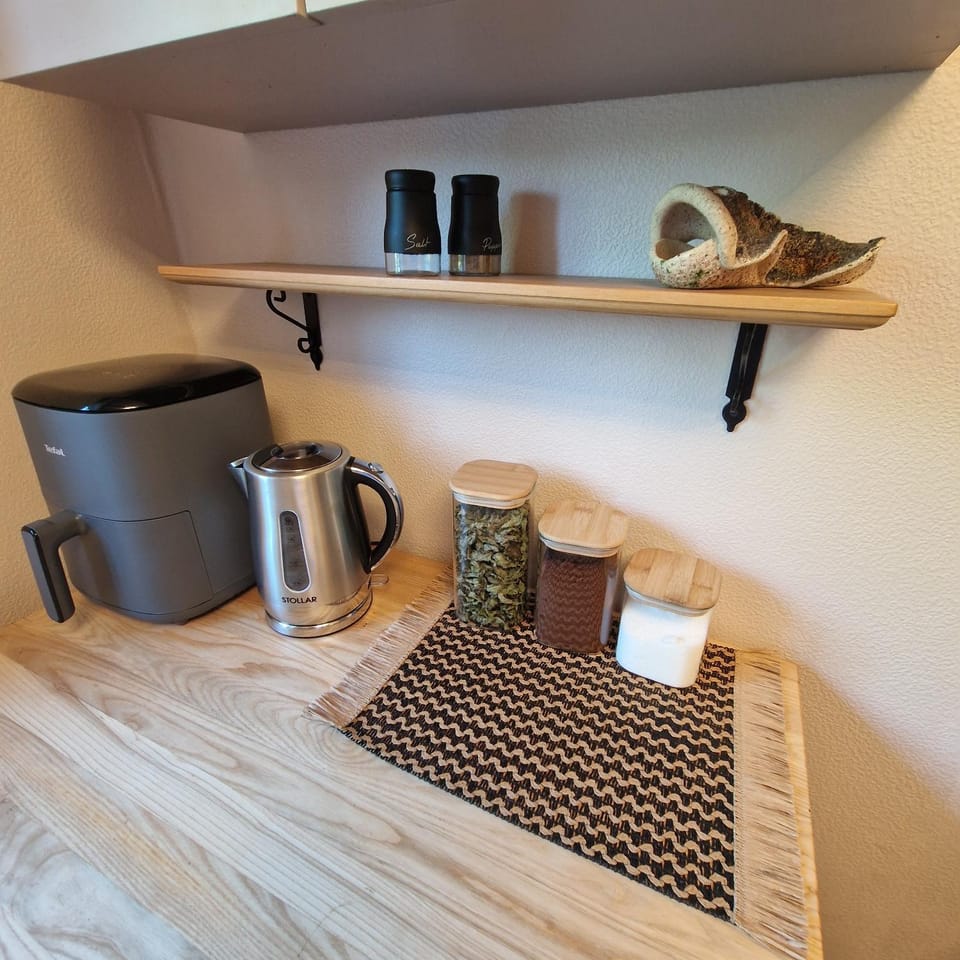 Coffee/tea facilities, Kitchen or kitchenette