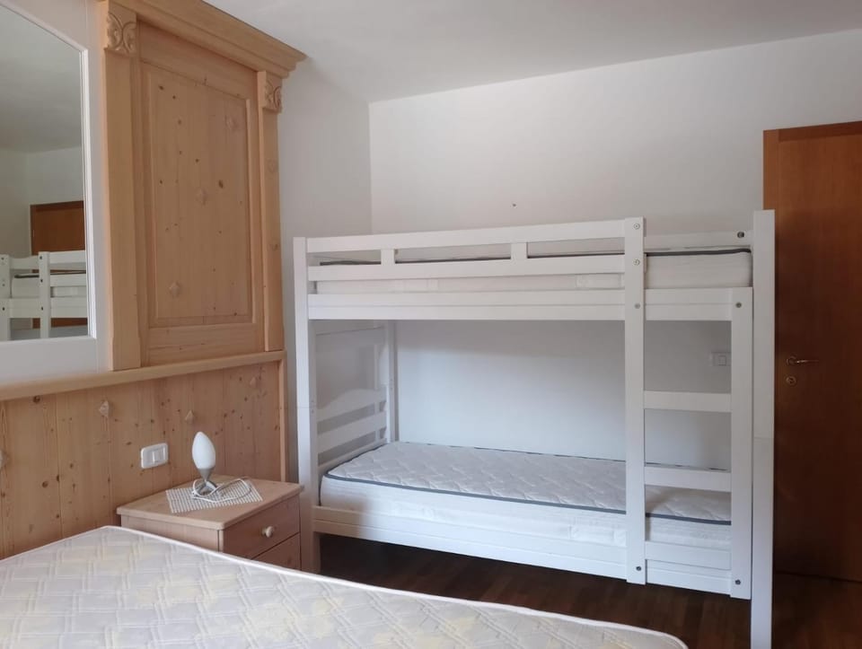 Property building, Living room, Bedroom