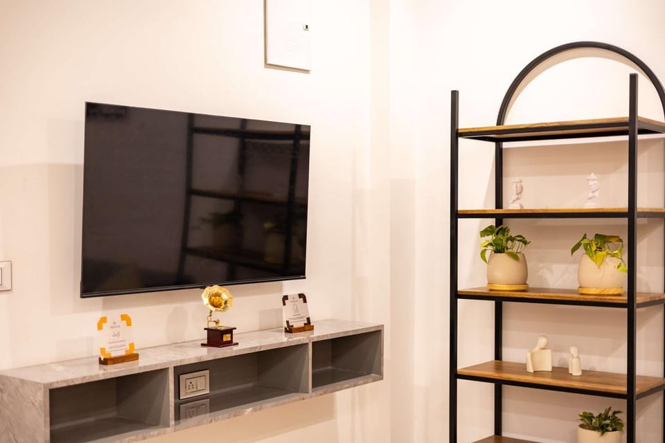 Homely 2BHK at Lakecity Apartments by Viraalay Apartment in Udaipur