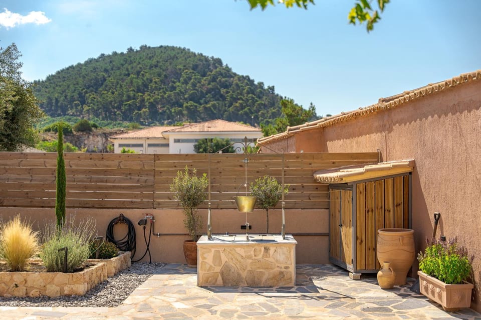 Garden, Mountain view