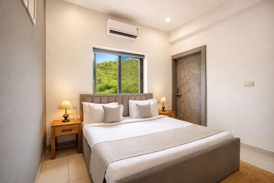 Smart 2BHK at Lakecity Apartments by Viraalay Apartment in Udaipur