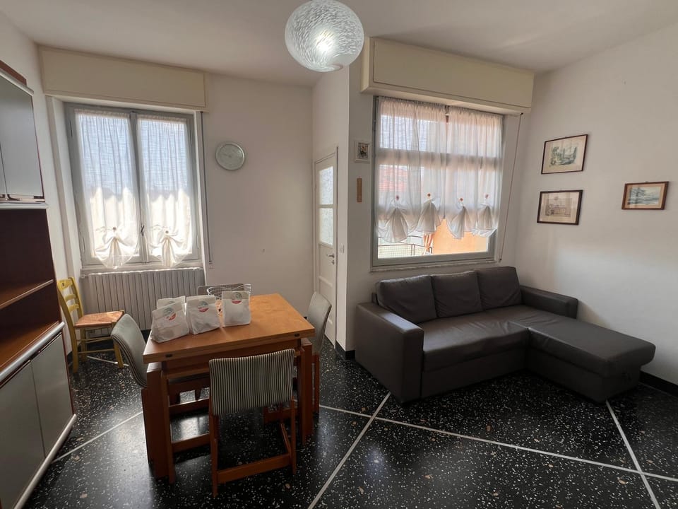 Trama - By Turent Apartment in Pietra Ligure