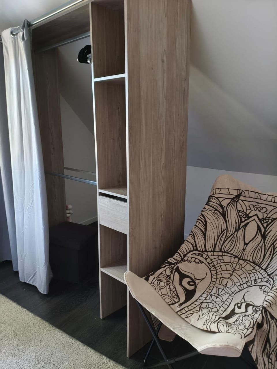 Bedroom, wardrobe