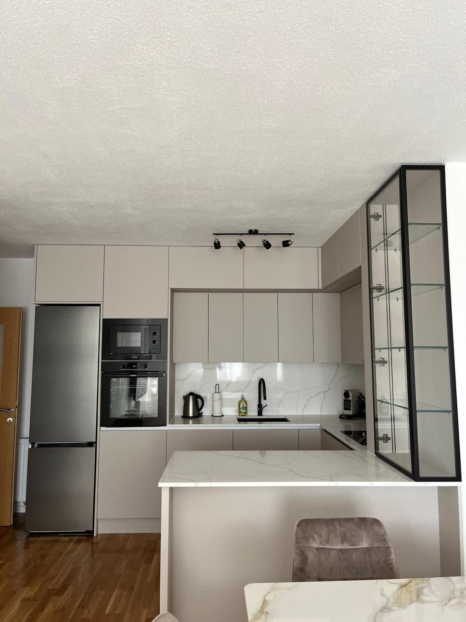 dishwasher, microwave, oven, kitchen