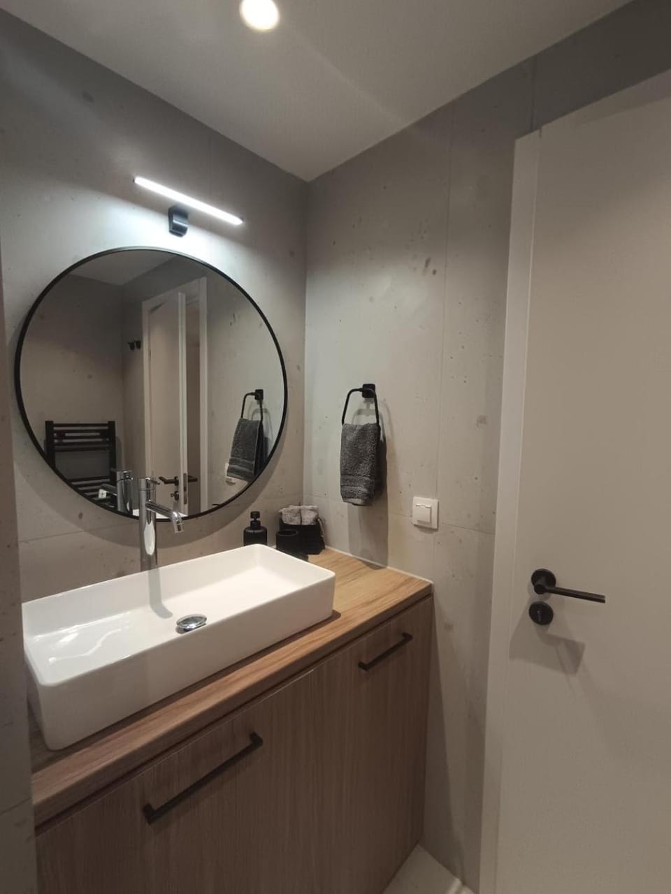 IOVI Tinos II Apartment in Decentralized Administration of the Aegean