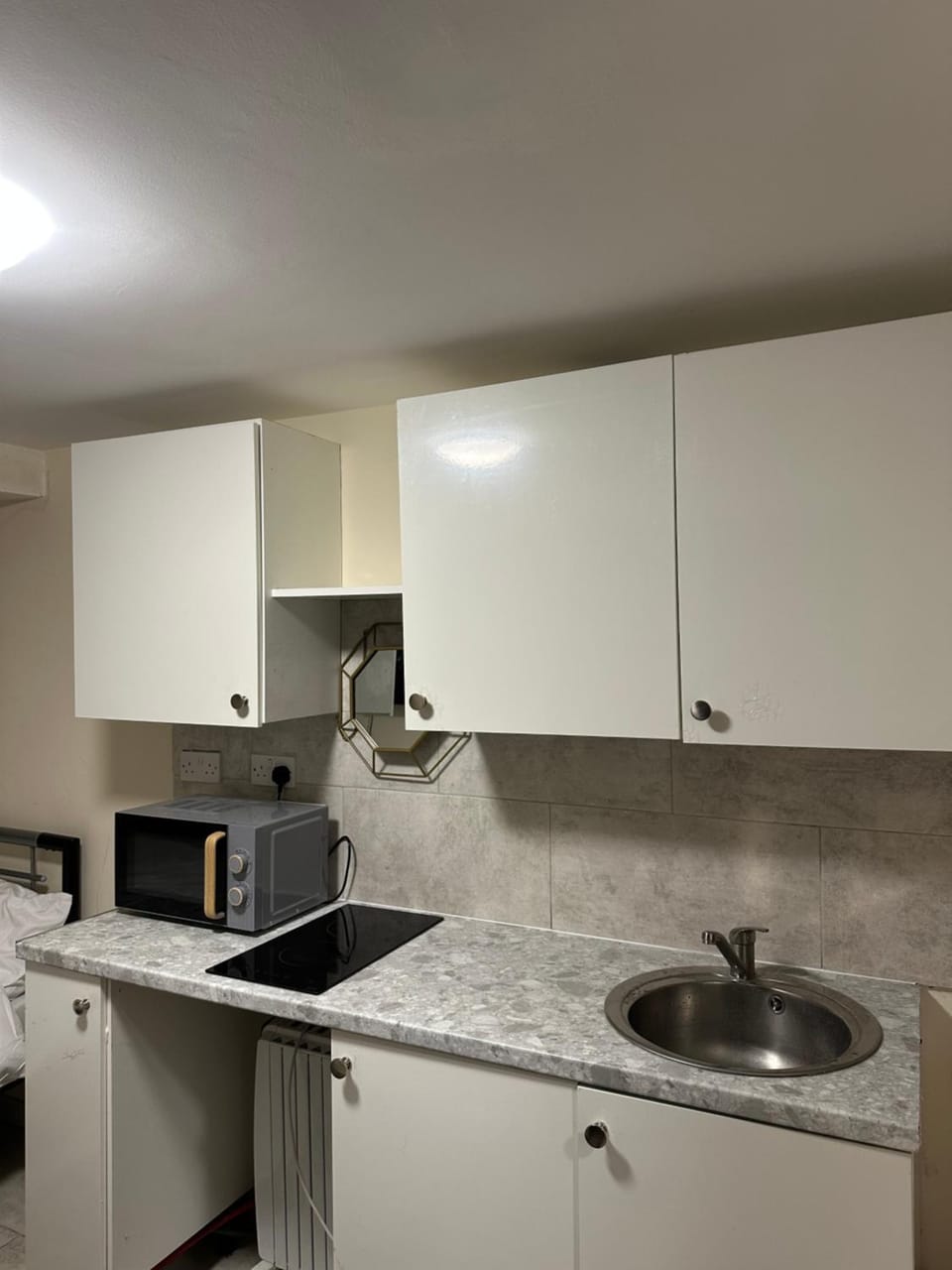 The Eagle's Mini Nest Apartment in Milton Keynes