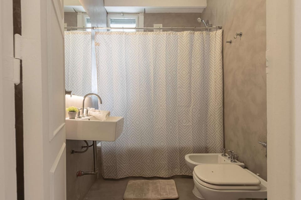 MOT Rentals Charkas - 8 pax Apartment in Buenos Aires