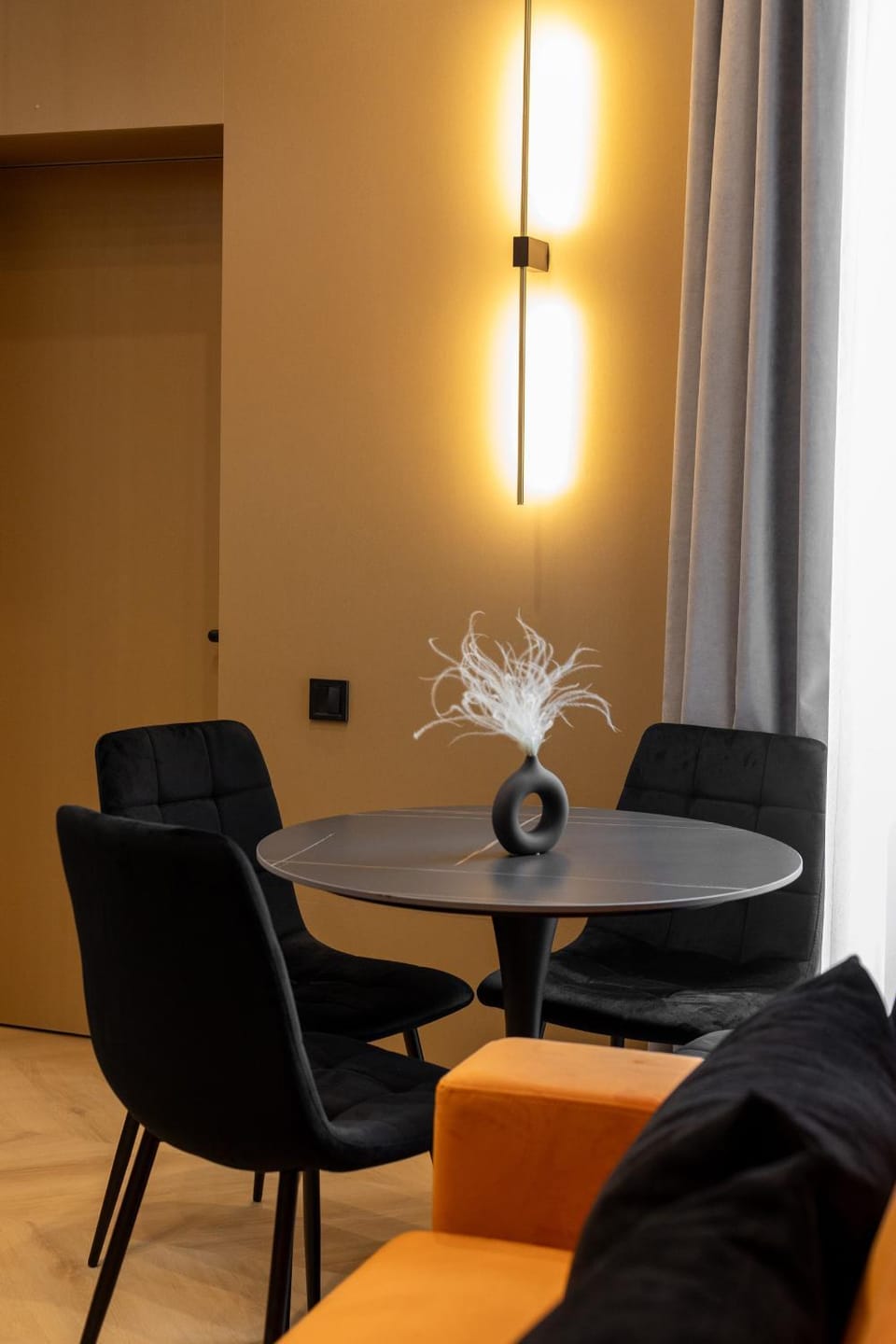 Royal Apart-Hotel on Grigorovycha 6 Apartment in Lviv