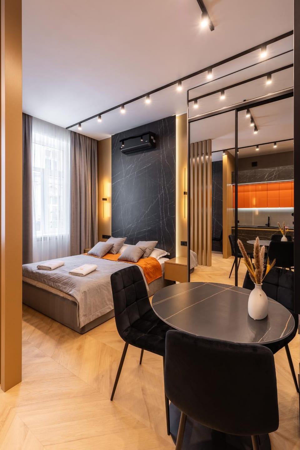 Royal Apart-Hotel on Grigorovycha 6 Apartment in Lviv