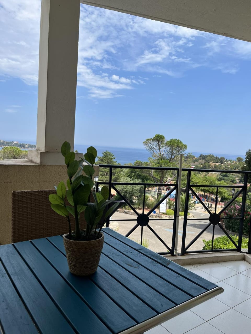 Cap Esterél 2 pièces vue mer et piscines Apartment in Saint-Raphael