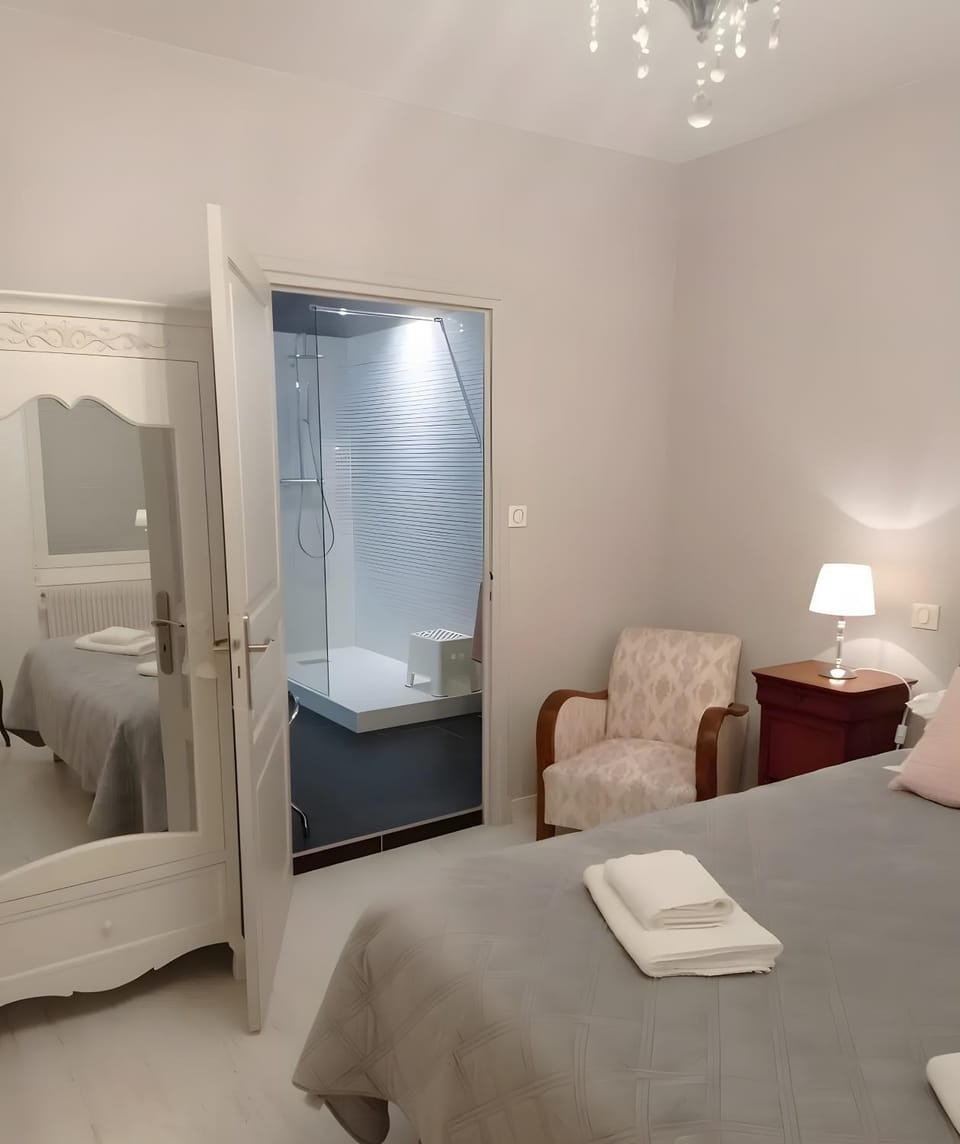 Living room, Bedroom
