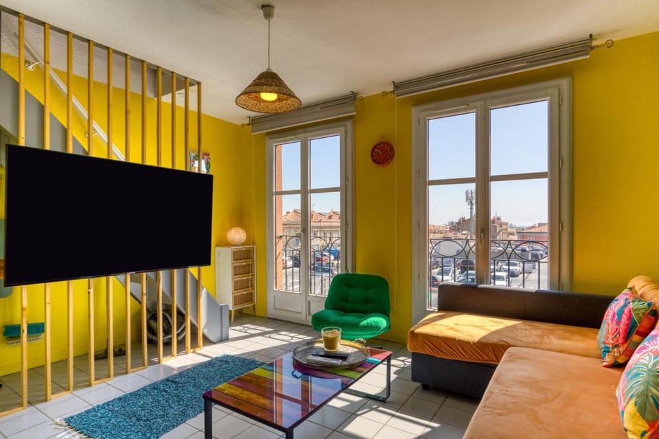 Property building, Living room