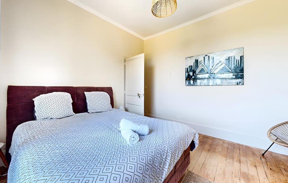 Living room, Bedroom
