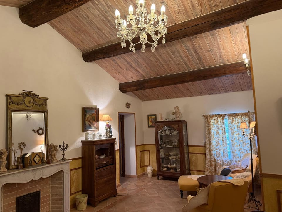 Property building, Living room