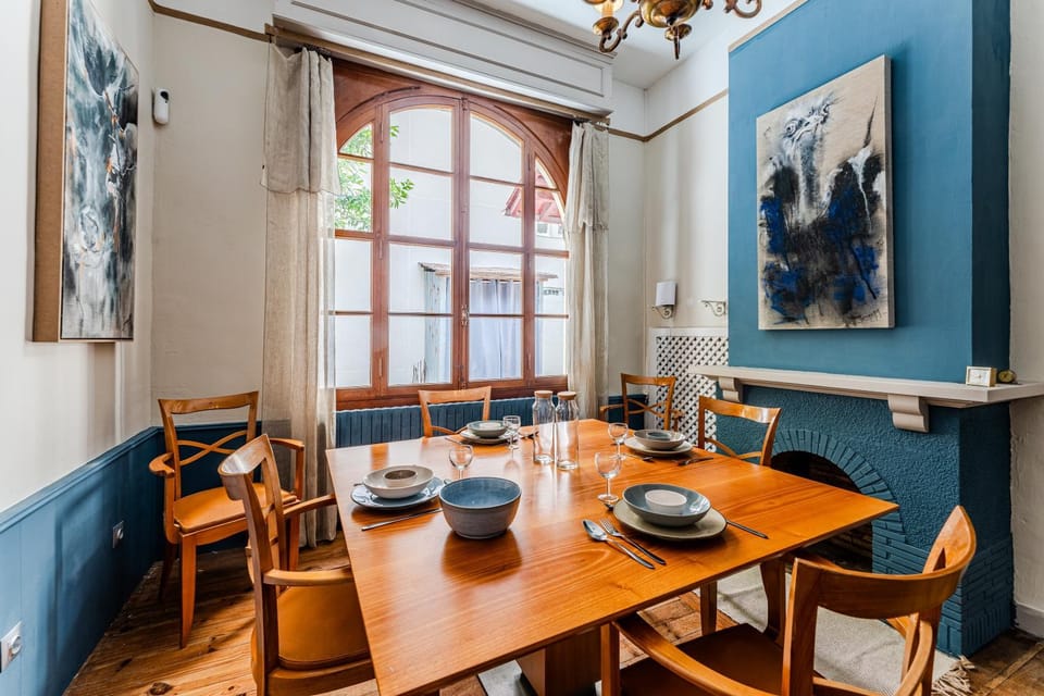 Property building, Living room