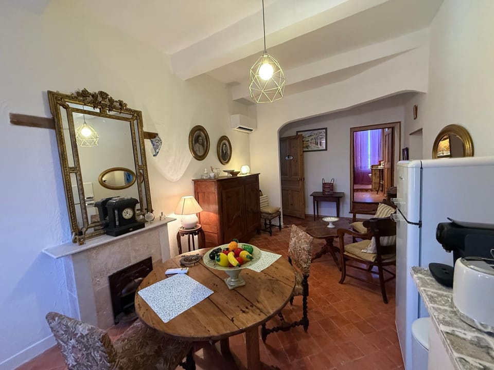 Property building, Living room