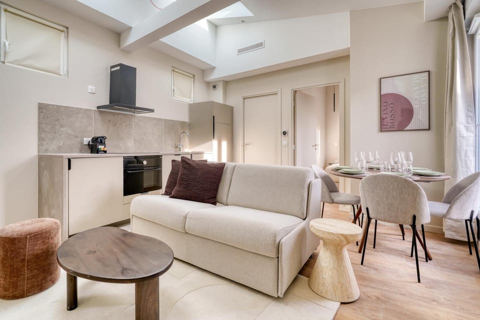 Get my Hatch Appartement 2 chambres Paris 19e Hotel in Paris