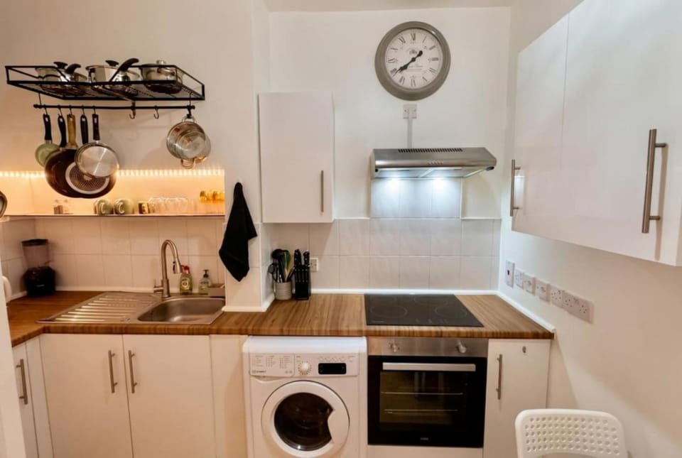 oven, stove, washing machine, kitchen