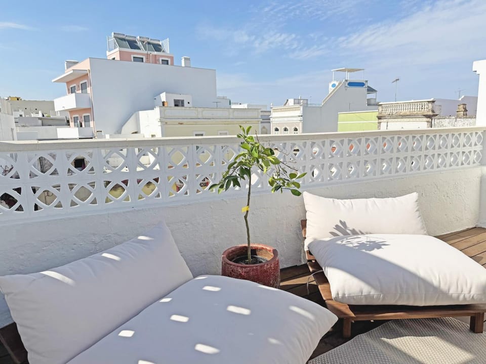 Balcony/Terrace, Balcony/Terrace