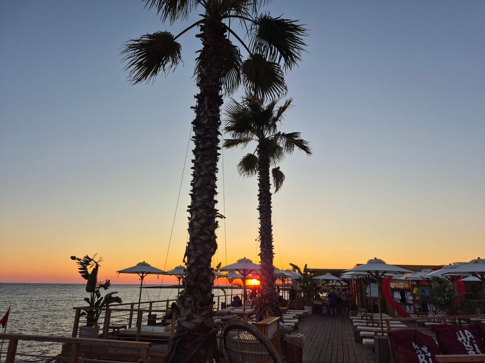 Natural landscape, Sea view, Sunset, sunbed