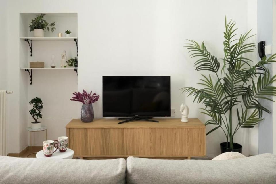 Communal lounge/ TV room, TV and multimedia, Evening entertainment