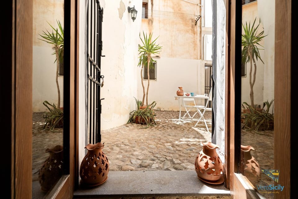 Loft Porto Salvo Apartment in Cefalu