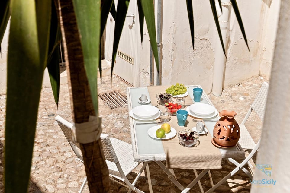 Loft Porto Salvo Apartment in Cefalu