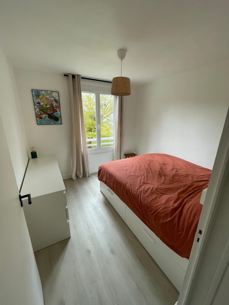Bedroom, storage