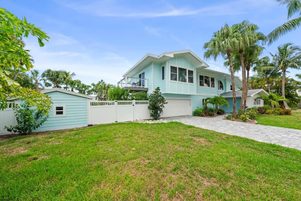 Salt Life Sanctuary House in Sanibel Island