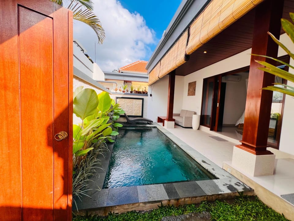Property building, Day, Natural landscape, Seating area, Pool view, Swimming pool, sunbed